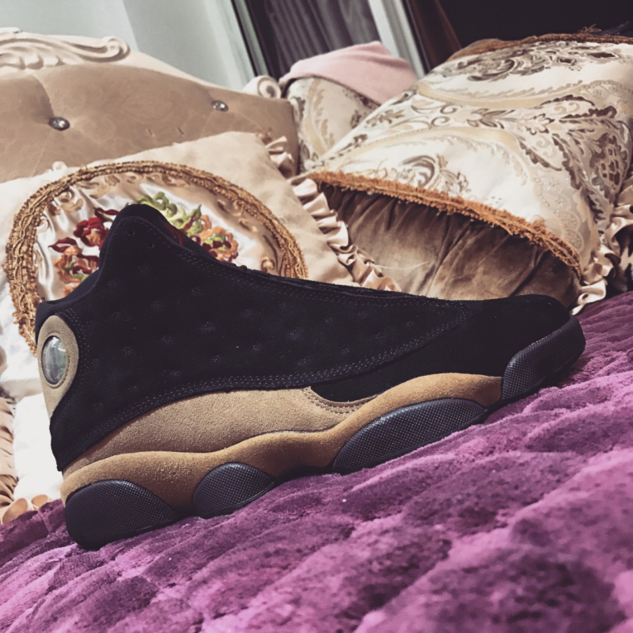 Air Jordan 13 Olive Jumpman Logo 414571-006