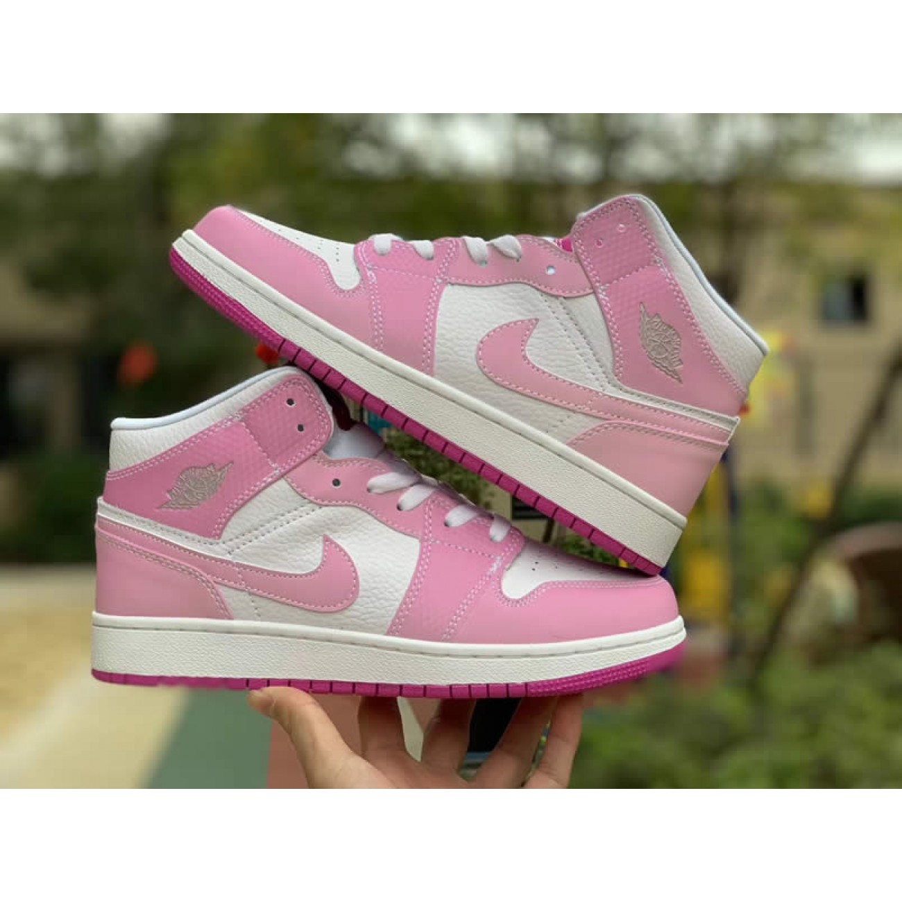 Air Jordan 1 Retro Custom Mid GS/Womens Pink Light-Bone / Chameleon 555112-iD