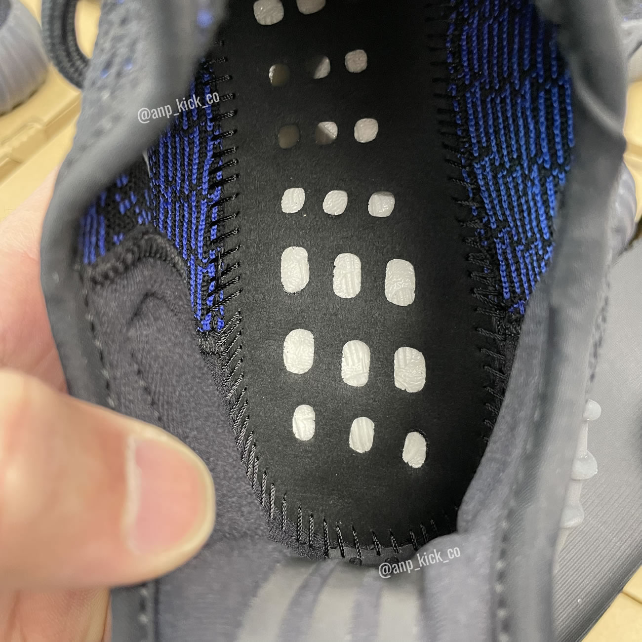 adidas Yeezy Boost 350 V2 Dazzling Blue GY7164