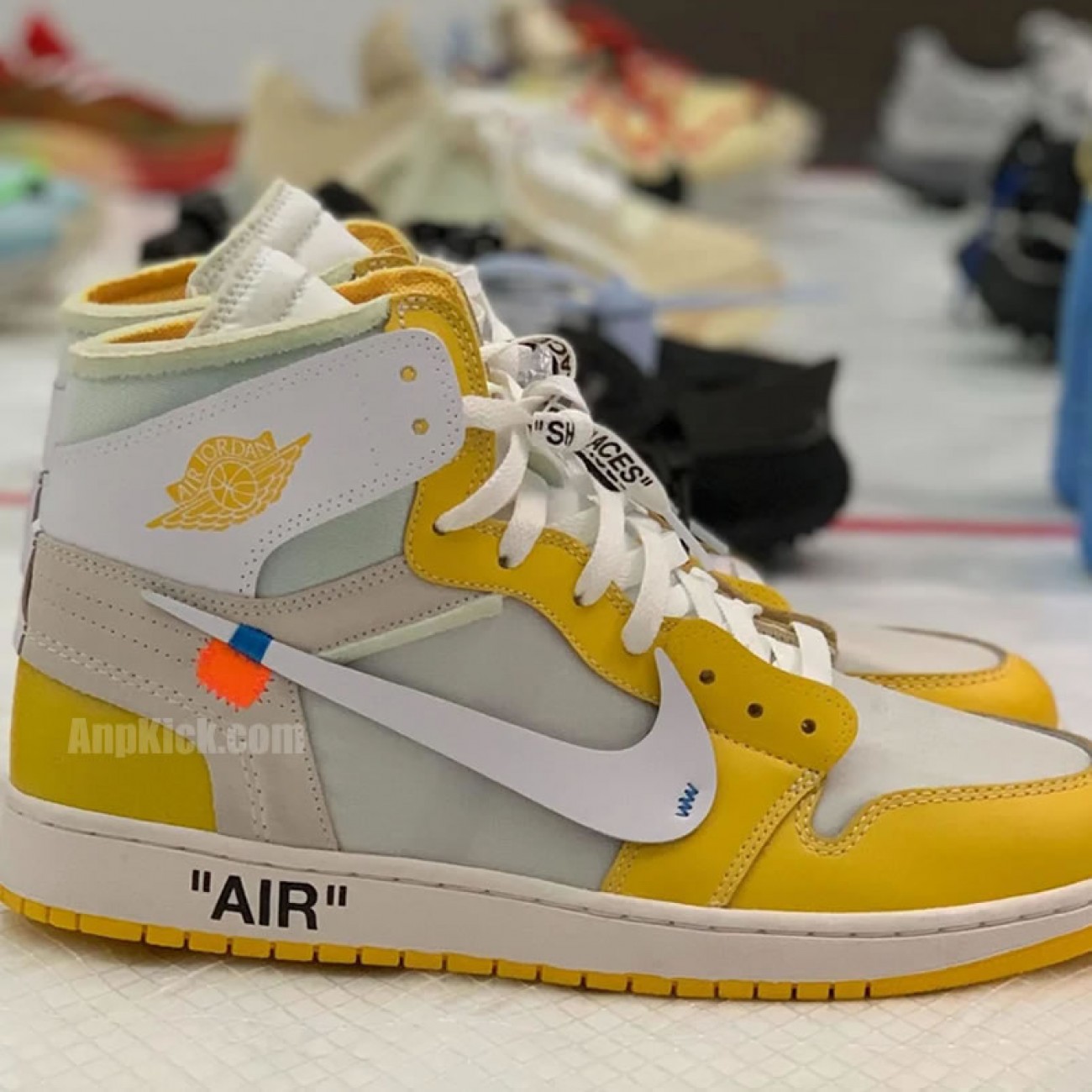 Off-White x Air Jordan 1 Yellow Chicago New Release For Sale