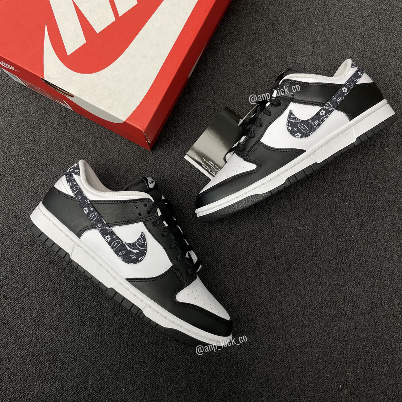 Nike Dunk Low Wmns Black Paisley DH4401-100