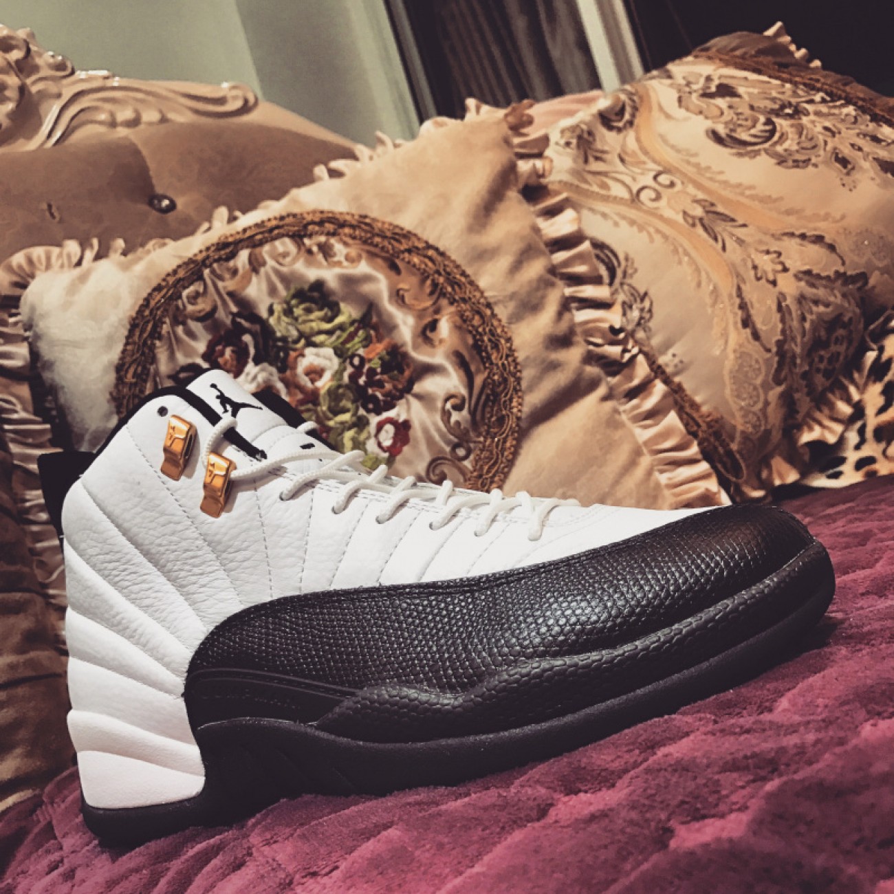 Air Jordan 12 Taxi 130690-125