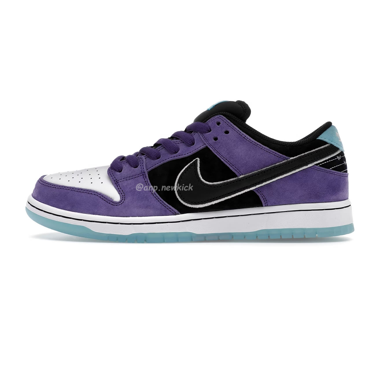 Nike SB Dunk Low Hayley Wilson HJ0513-500