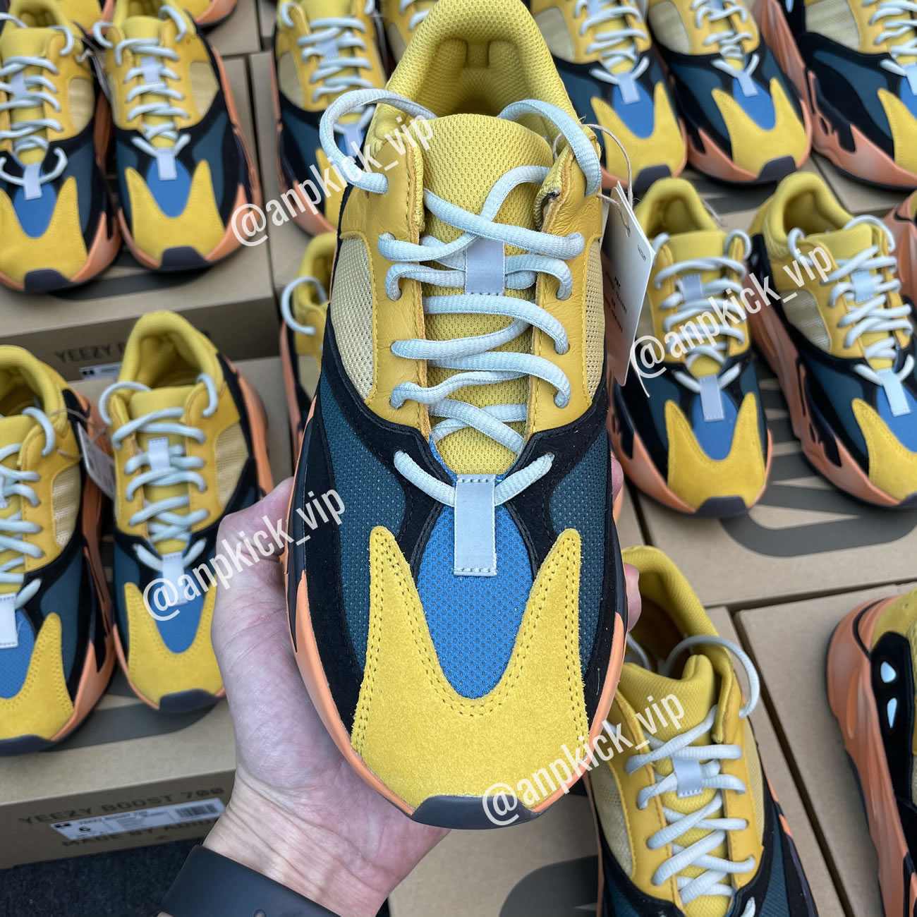 adidas Yeezy Boost 700 Sun GZ6984