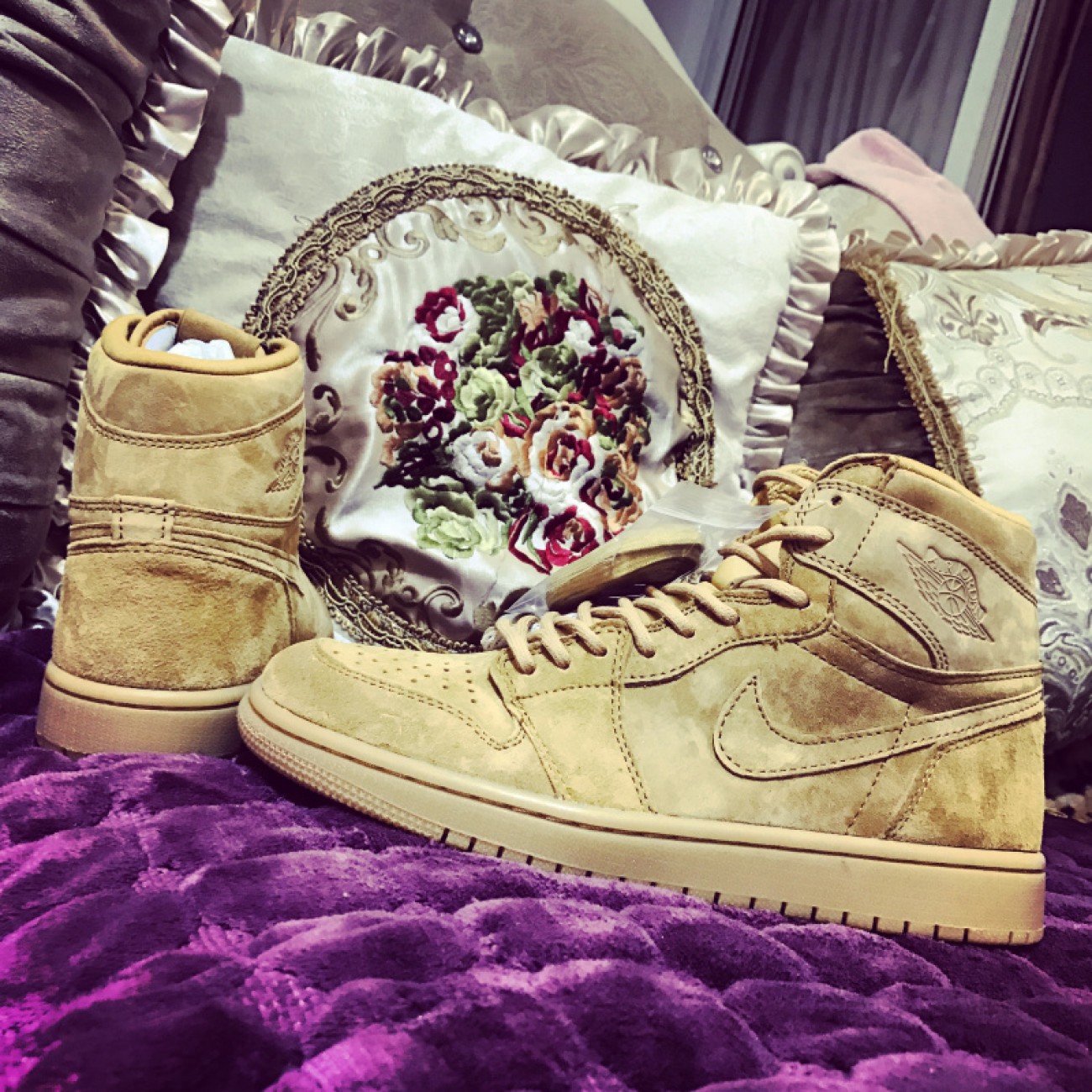 Air Jordan 1 Wheat OG 555088-710