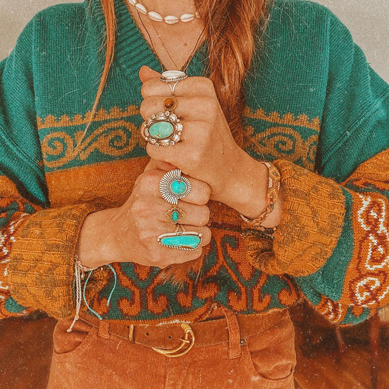 Women's Vintage V-neck Knitted Sweater