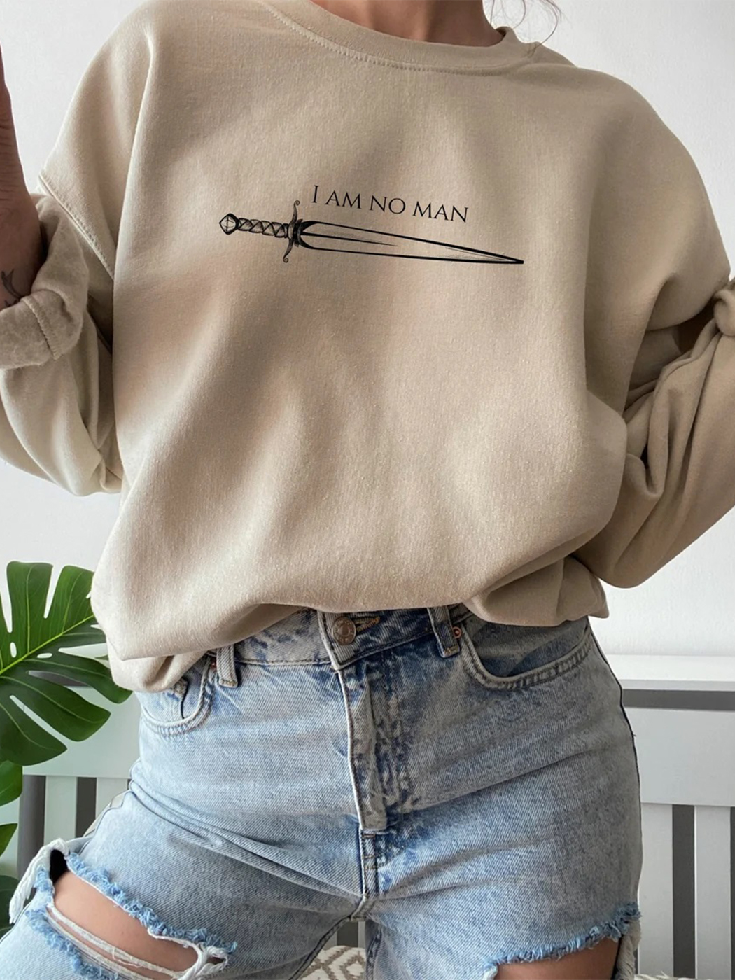 I AM NO MAN Printed Sweatshirt