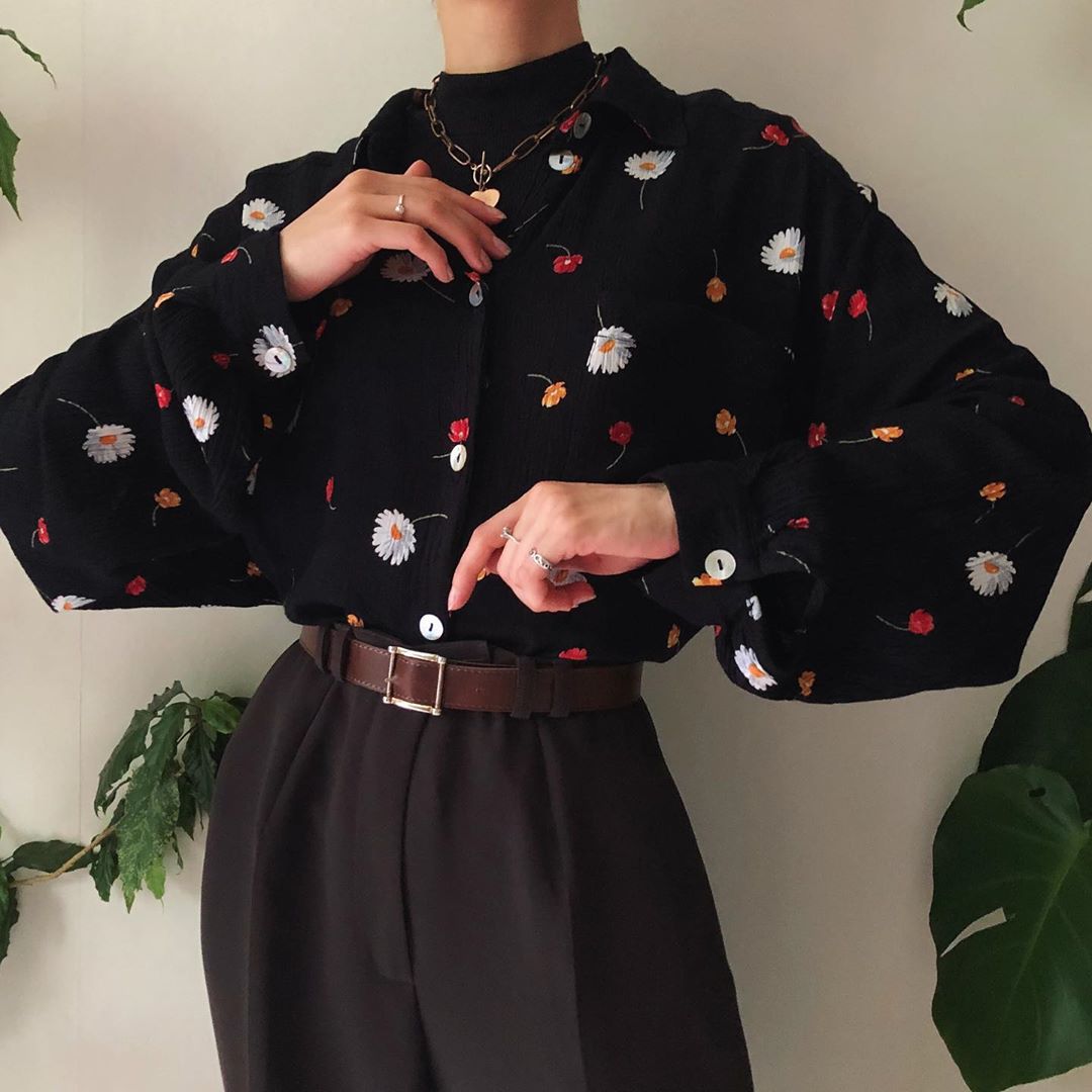 Women's Vintage Fashion Daisy Print Retro All-match Shirt