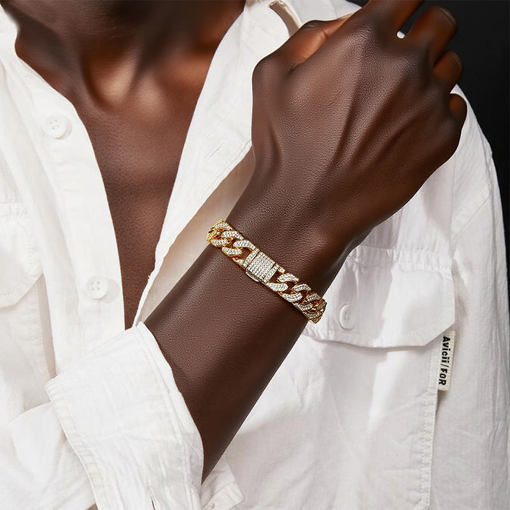 Flexin’Ice: 925 Sterling Silver Lab-Created Moissanite Urban Style Bracelet