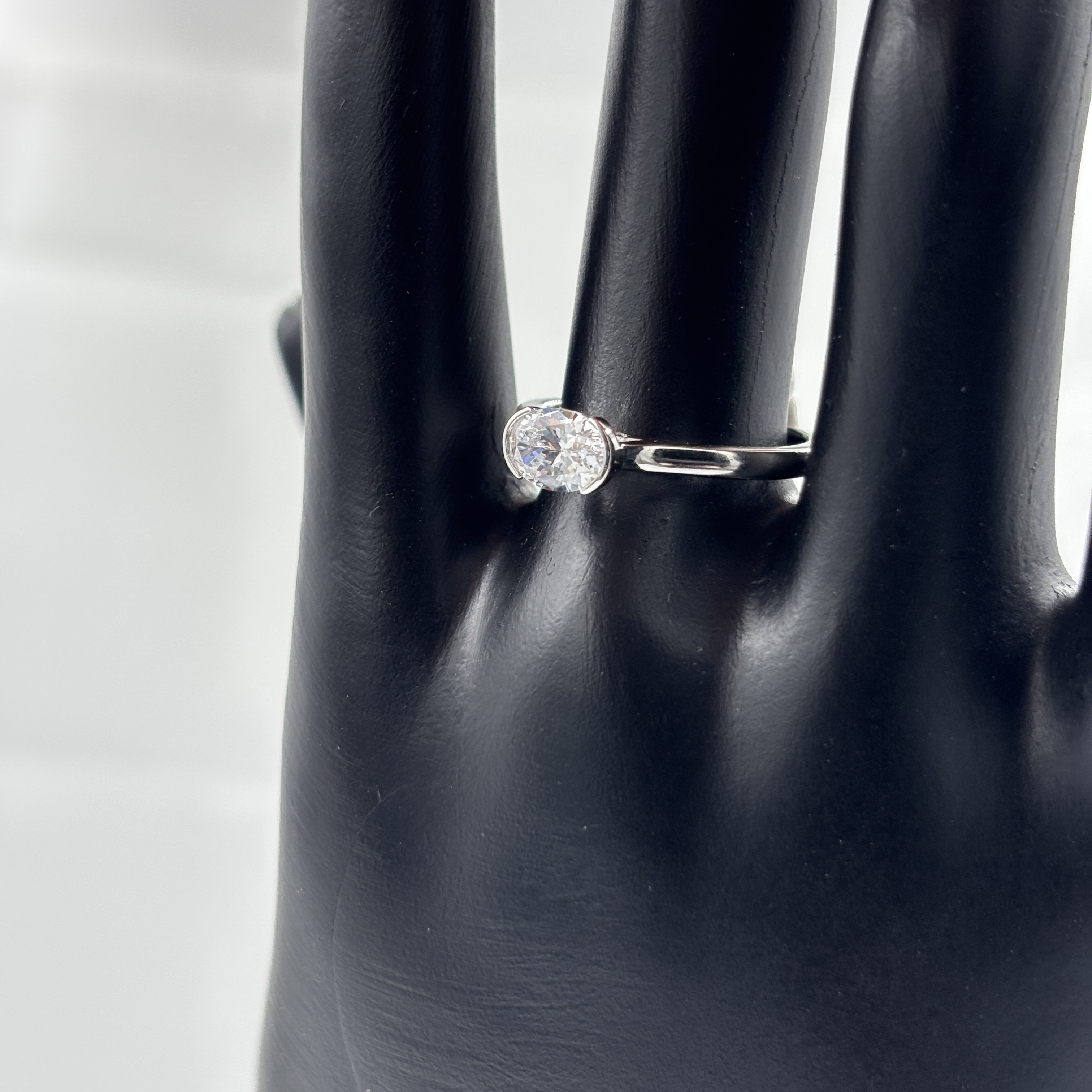 925 Sterling Silver 1 Carat Oval Moissanite Solitaire Engagement Ring Bezel Set Brilliant Sparkle Wedding Jewelry for Women