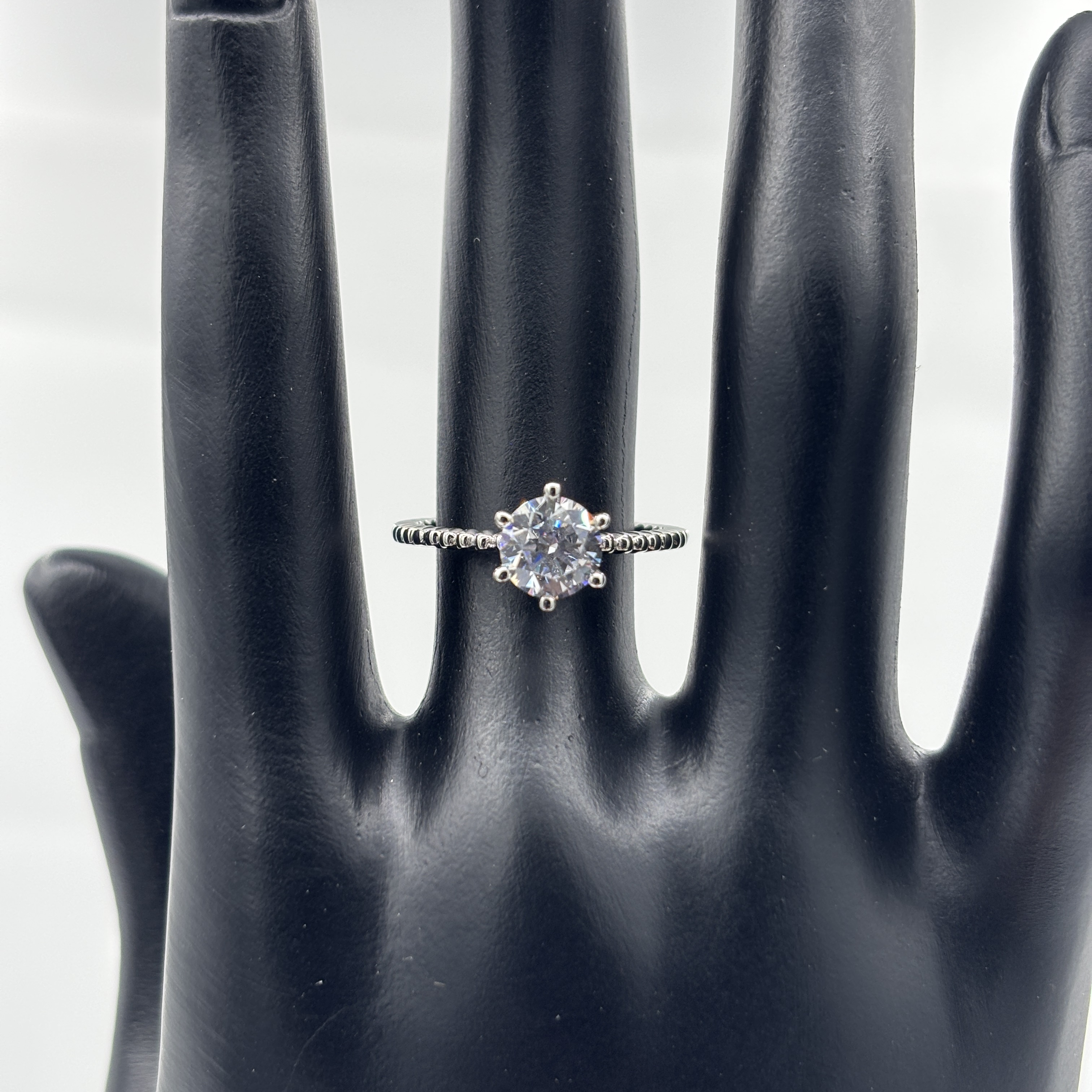 925 Sterling Silver 1 Carat Round Moissanite Engagement Ring Beaded Band Brilliant Sparkle Wedding Promise Jewelry for Women