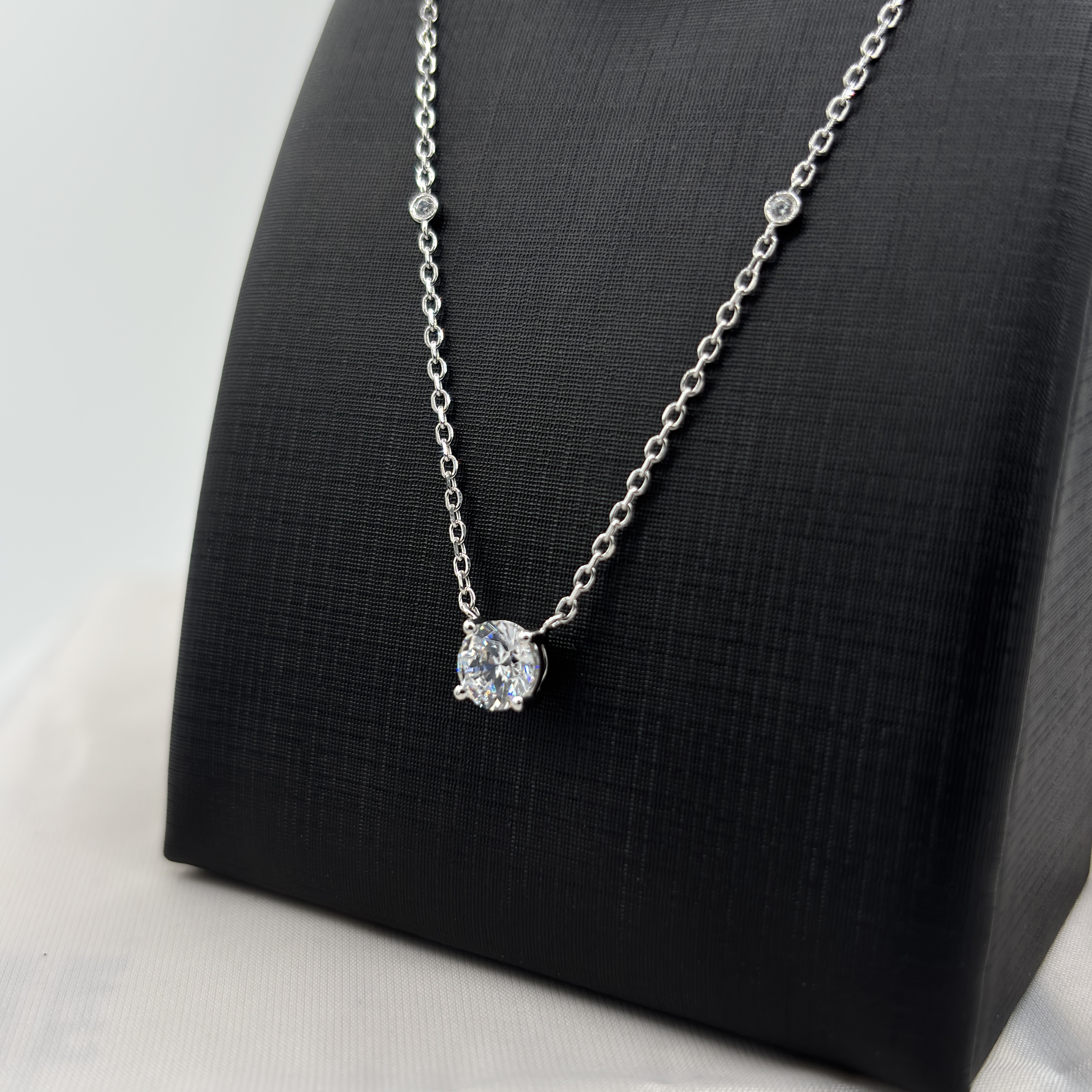 925 Sterling Silver Necklace 1 Carat Round Moissanite Pendant - Dainty Accent Stone Chain & Four-Prong Setting Fine Jewelry