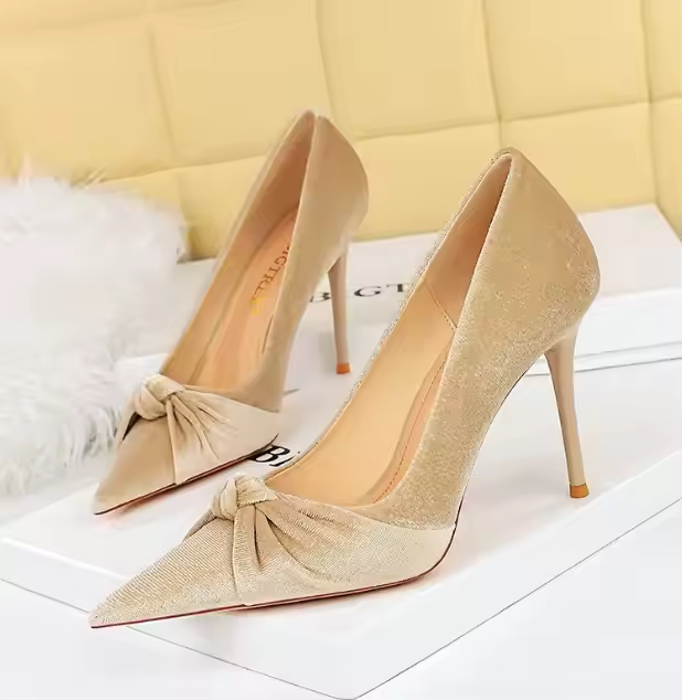 European and American fashion banquet heels, stiletto heels, pumps, pointed toes, Shih Tzu suede single shoes