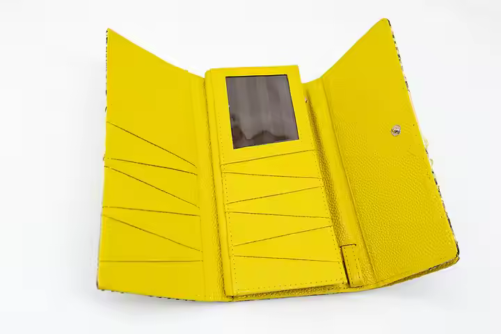 Wholesale Fashionable Genuine Leather Long Wallet for Women Customizable Original Leather L19.5 X W10.5cm Size