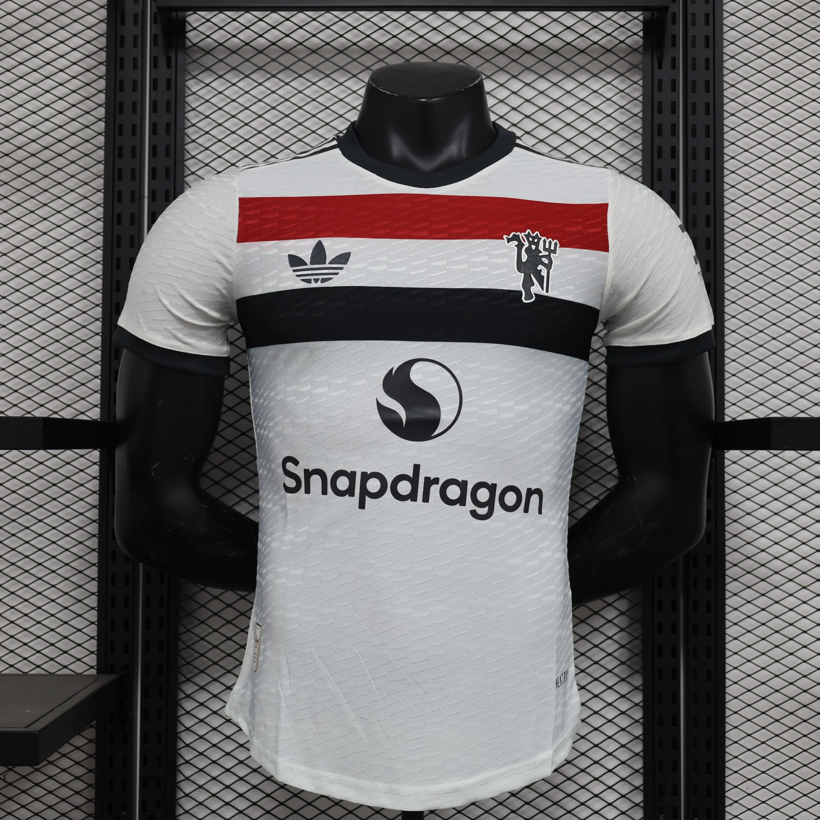 CAMISA VERSO PLAYER MANCHESTER UNITED 24/25 TERCEIRO EQUIPAMENTO