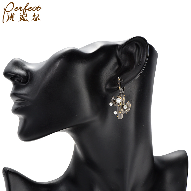 Highly Recommend Top Selling 2022 fine gold plated round Imitation Pearl earrings trendy jewelry