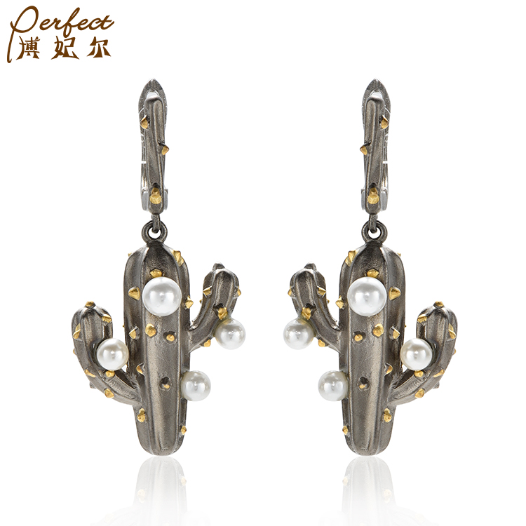 Highly Recommend Top Selling 2022 fine gold plated round Imitation Pearl earrings trendy jewelry