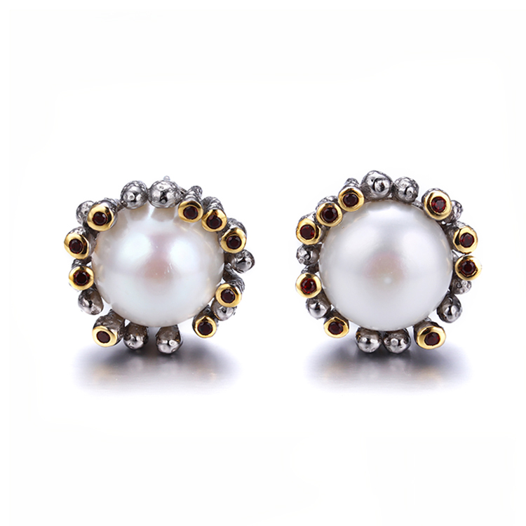 Handmade Button Pearl 925 Sterling Silver Jewelry Earrings with Garnet