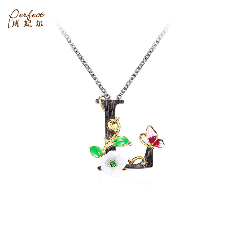 Personalized Handmade Custom Flower Shell Initial Letter Pendant With Exquisite Green Spinel