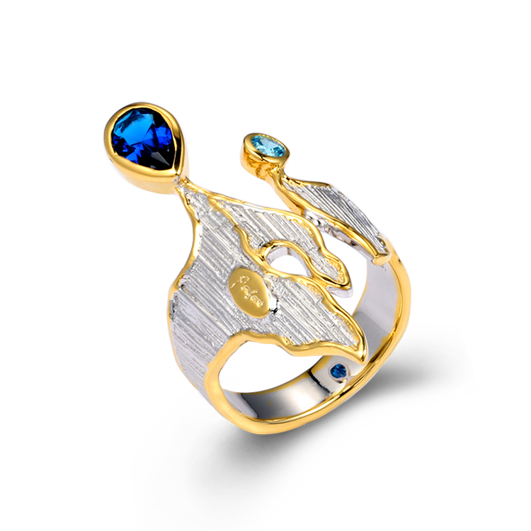 Crown Design 925 Sterling Silver Ring with Blue Glass