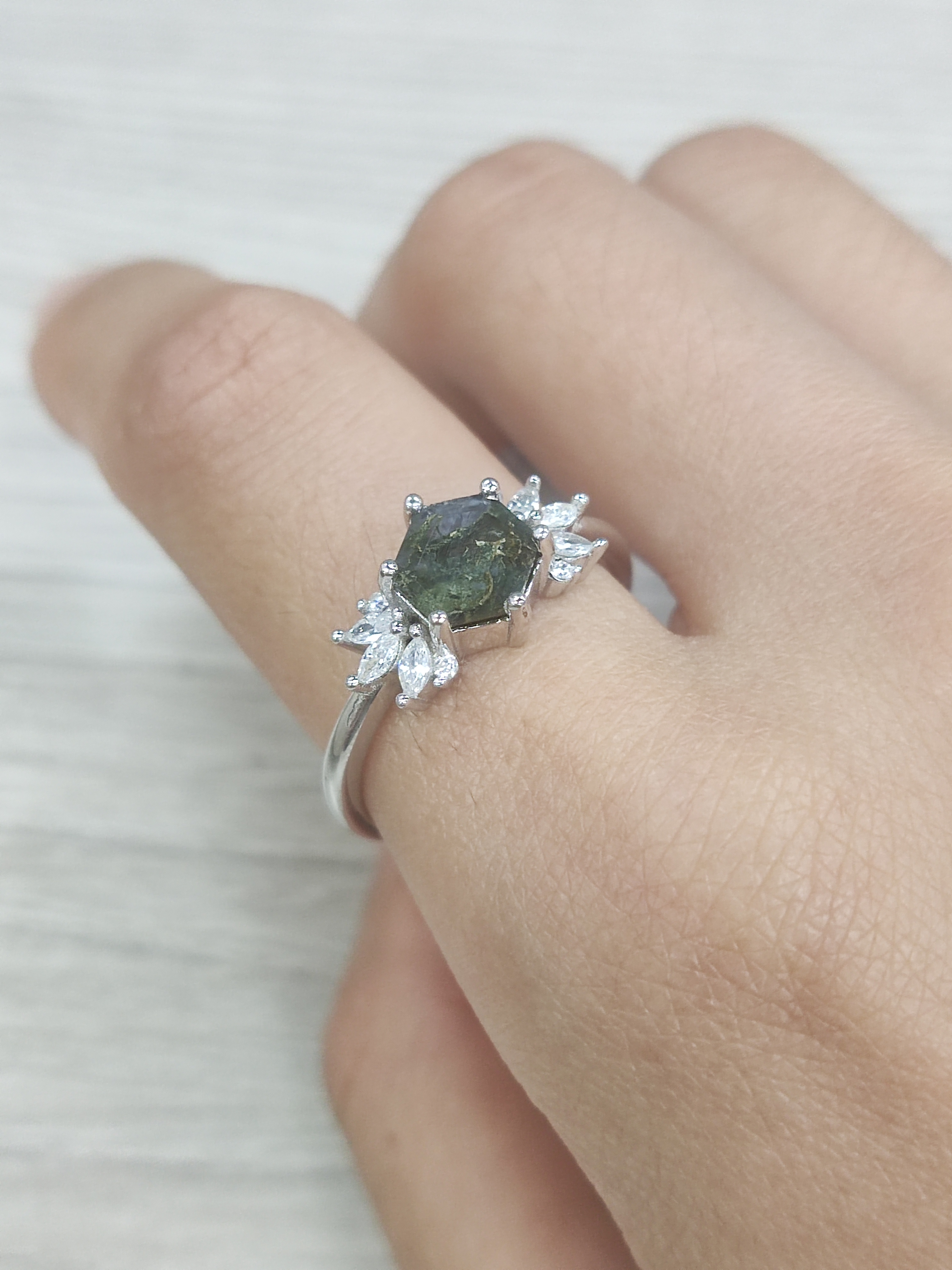 Natural Dainty Ring Green Moss Agate Rings for Women 925 Sterling Silver Gemstone Hexagon Moss Agate Engagement Fine Jewelry