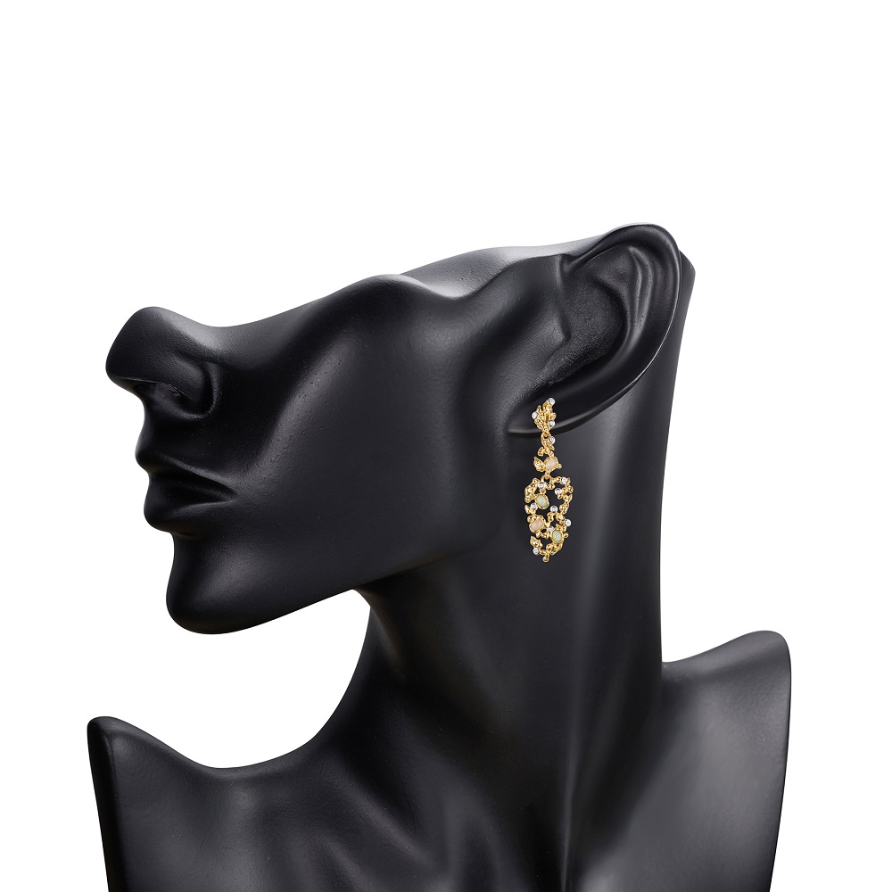 New Gold Womens Large Fashion Jewelry Earrings Trend 2023 Long Earrings Ladies Fashionable Earrings