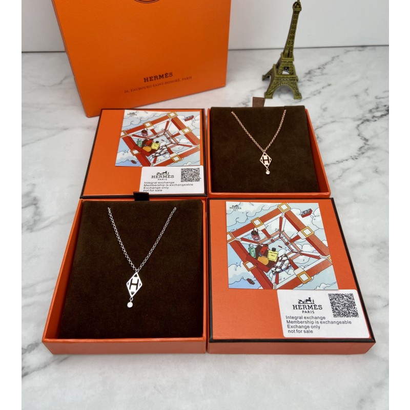 Hermes necklace