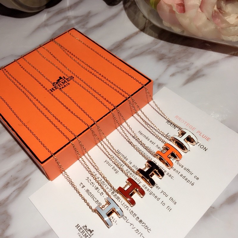 Hermes necklace