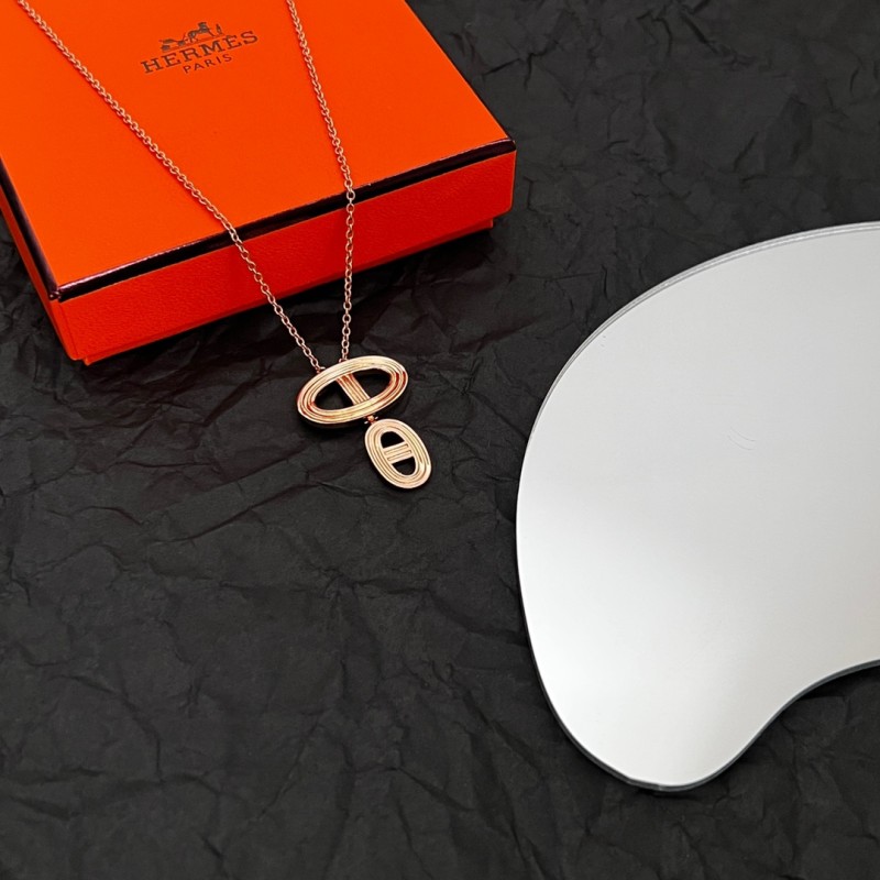 Hermes necklace