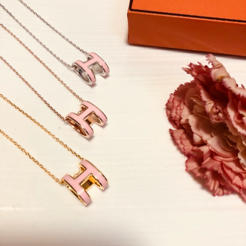Hermes necklace