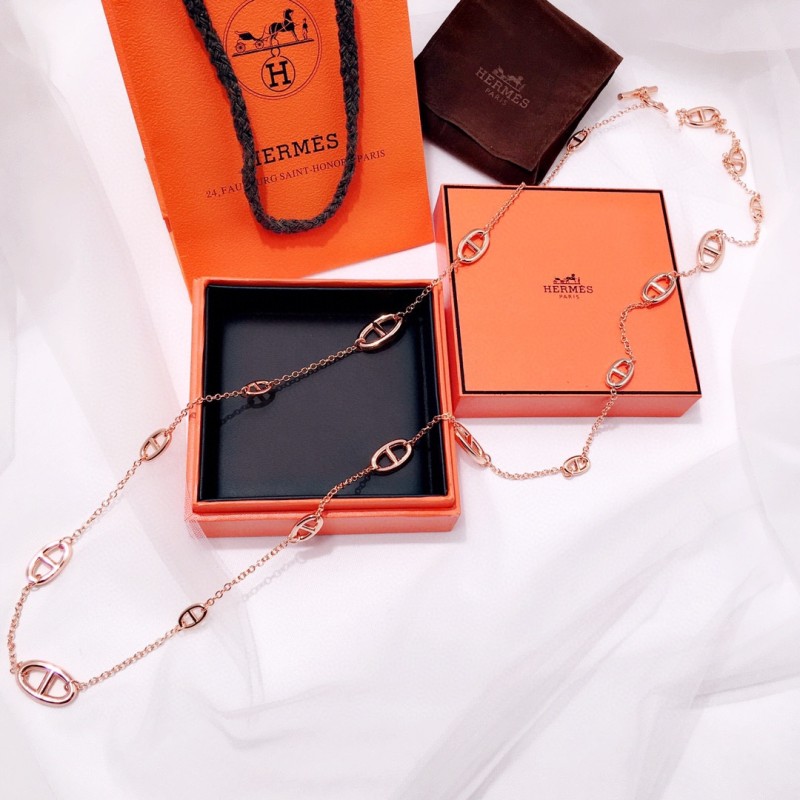 Hermes necklace