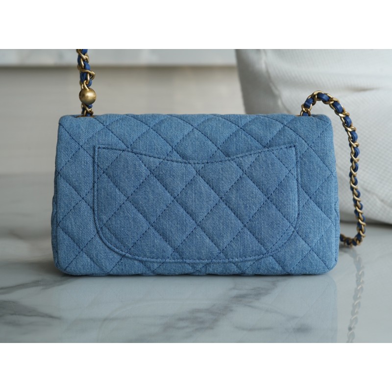 𝐂𝐇𝐀𝐍𝐄𝐋 Classic Flap Imported Original Denim Leather 🐑 Classic Mouth Flap Bag Large 𝗺𝗶𝗻𝗶 22𝐶 Denim Denim Metal Ball