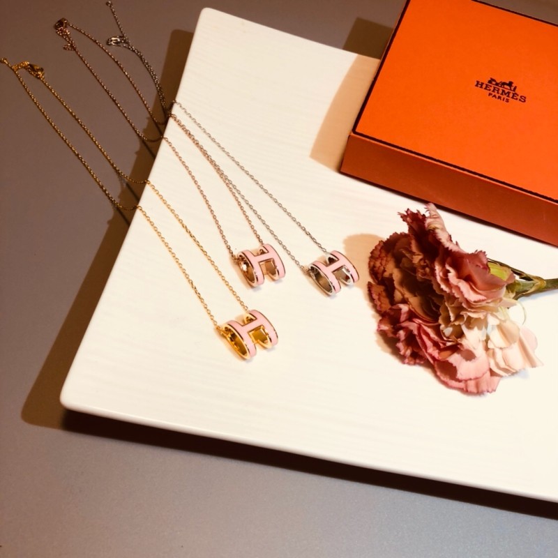 Hermes necklace