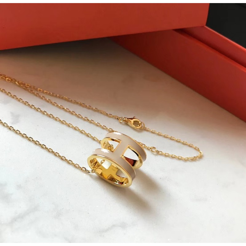 Hermes necklace