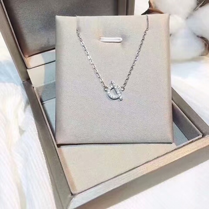 Hermes necklace