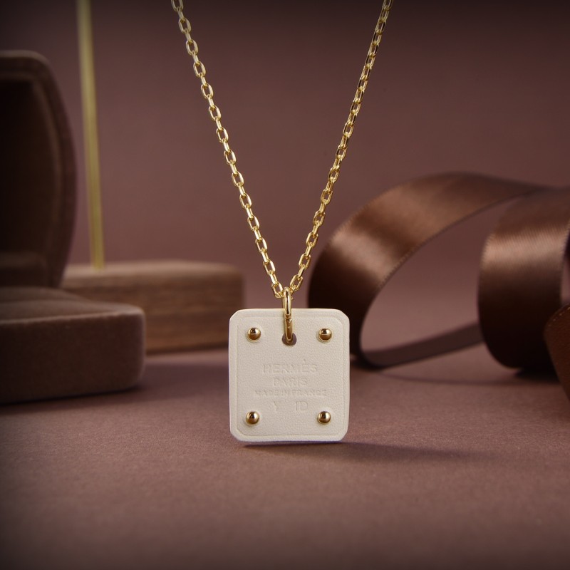 Hermes necklace