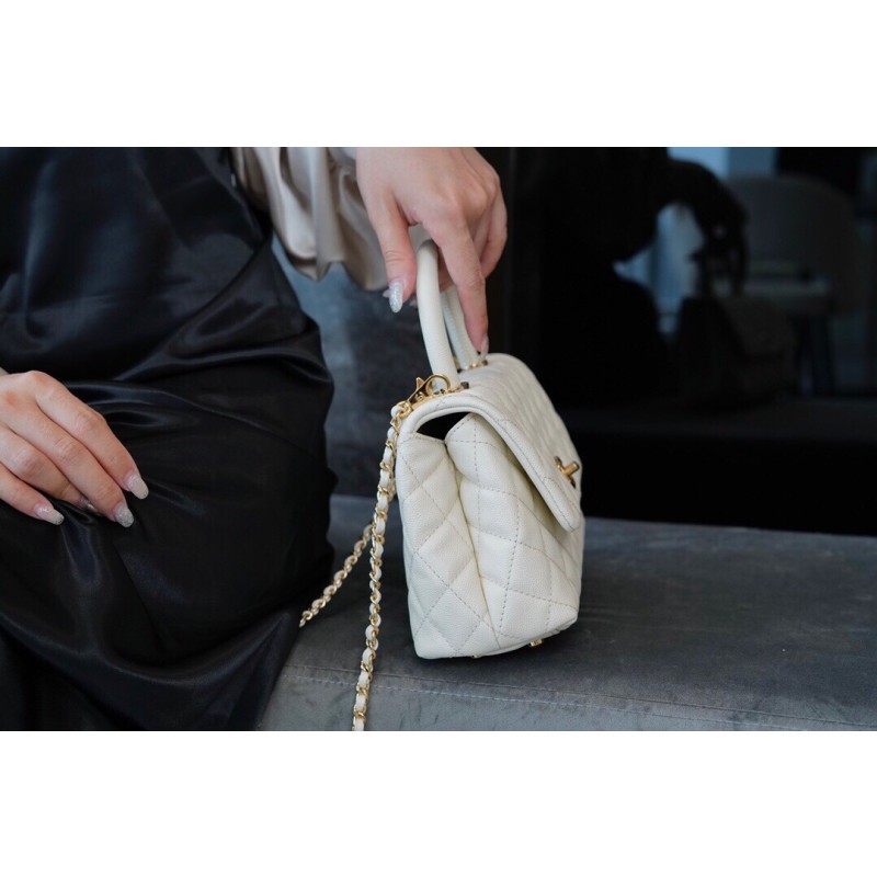 CHANEL πͺππͺπ ππππ
ππ New Cowhide Handle Small White Light Goldπ€