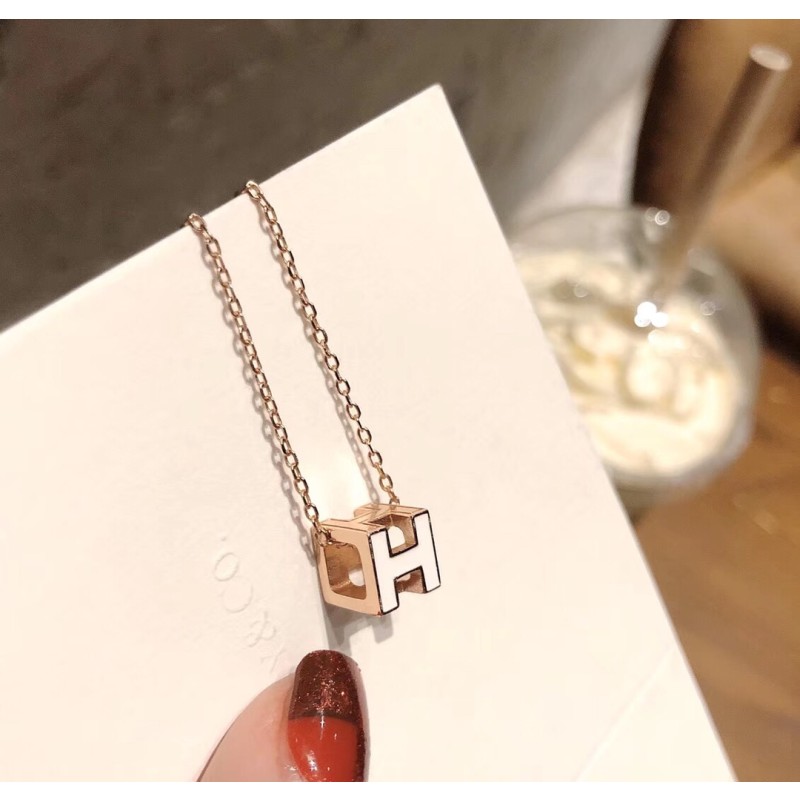 Hermes necklace