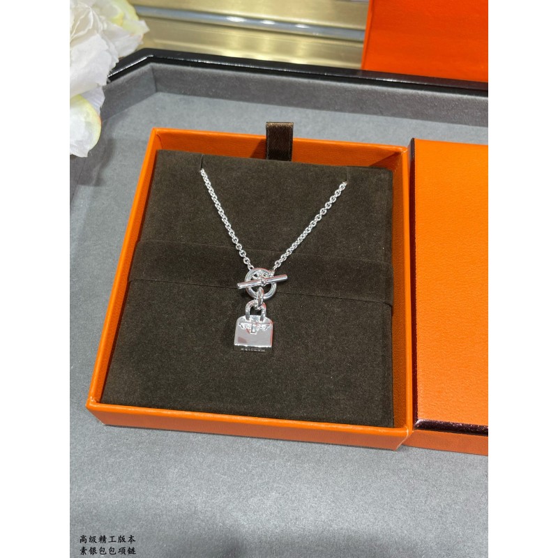 Hermes necklace