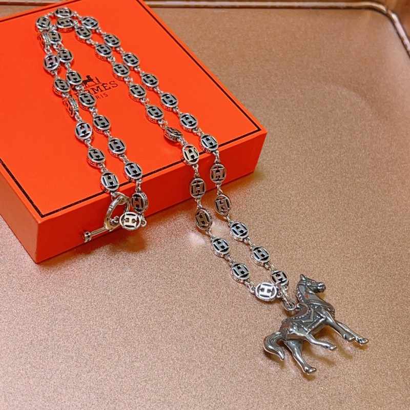 Hermes necklace
