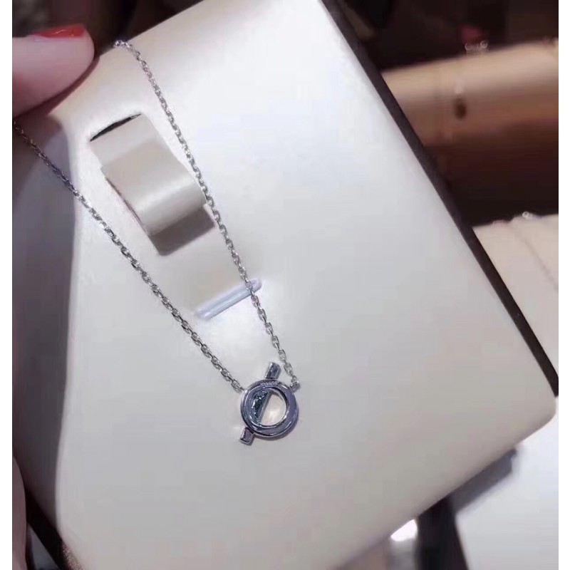 Hermes necklace