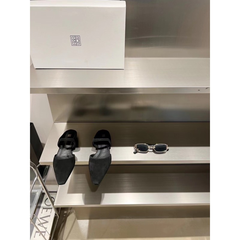 Toteme | 𝟐𝟎𝟐𝟏/𝐒𝐒 𝐧𝐞𝐰 Minimalist style toteme 2022/aw French vintage mule slippers