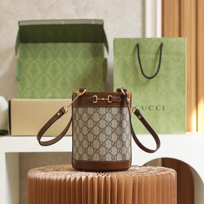 GUCCI π π΅ π± π± Horsebit buckle series bucket bag #637115