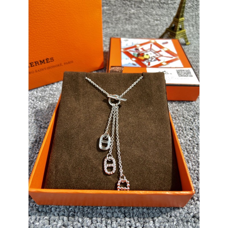 Hermes necklace