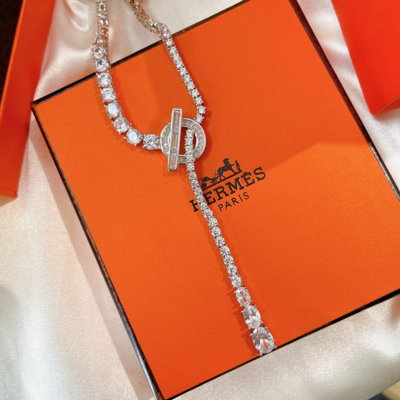 Hermes necklace