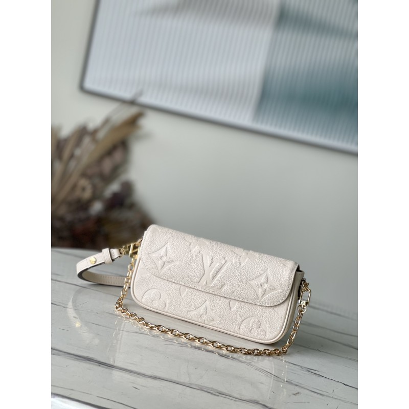 πππππ πππππππ M82210 Wallet on Chain Ivy