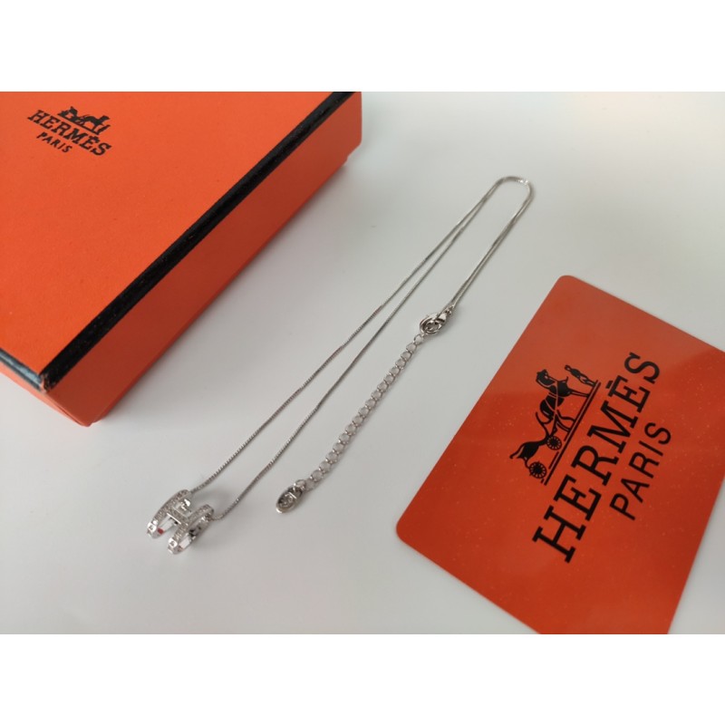 Hermes necklace