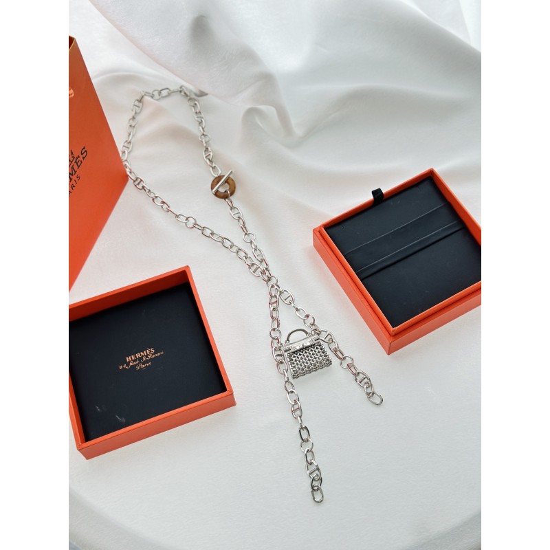 Hermes necklace