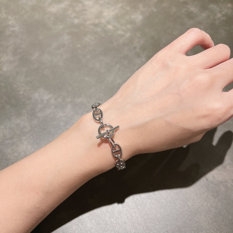 Hermes bracelet
