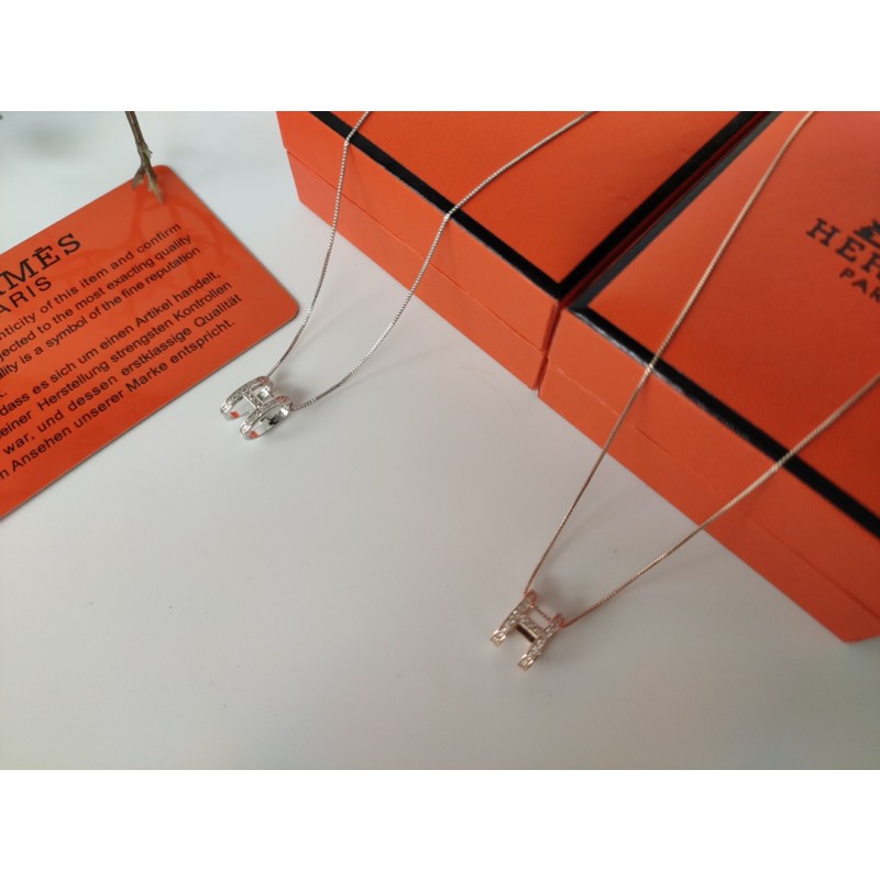 Hermes necklace